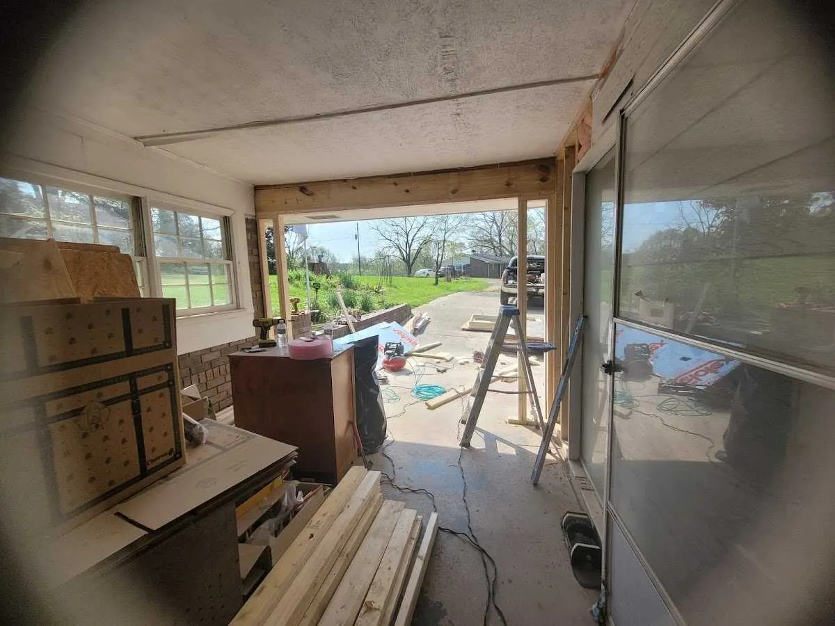 Air movers and dehumidifier for Water Mitigation Services in Evansville